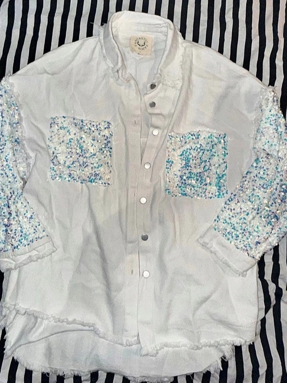 Magnifique Embellished White Jean Jacket Size Large